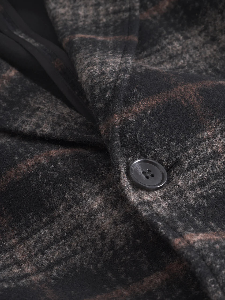 MANTEAU LEEDS CAST