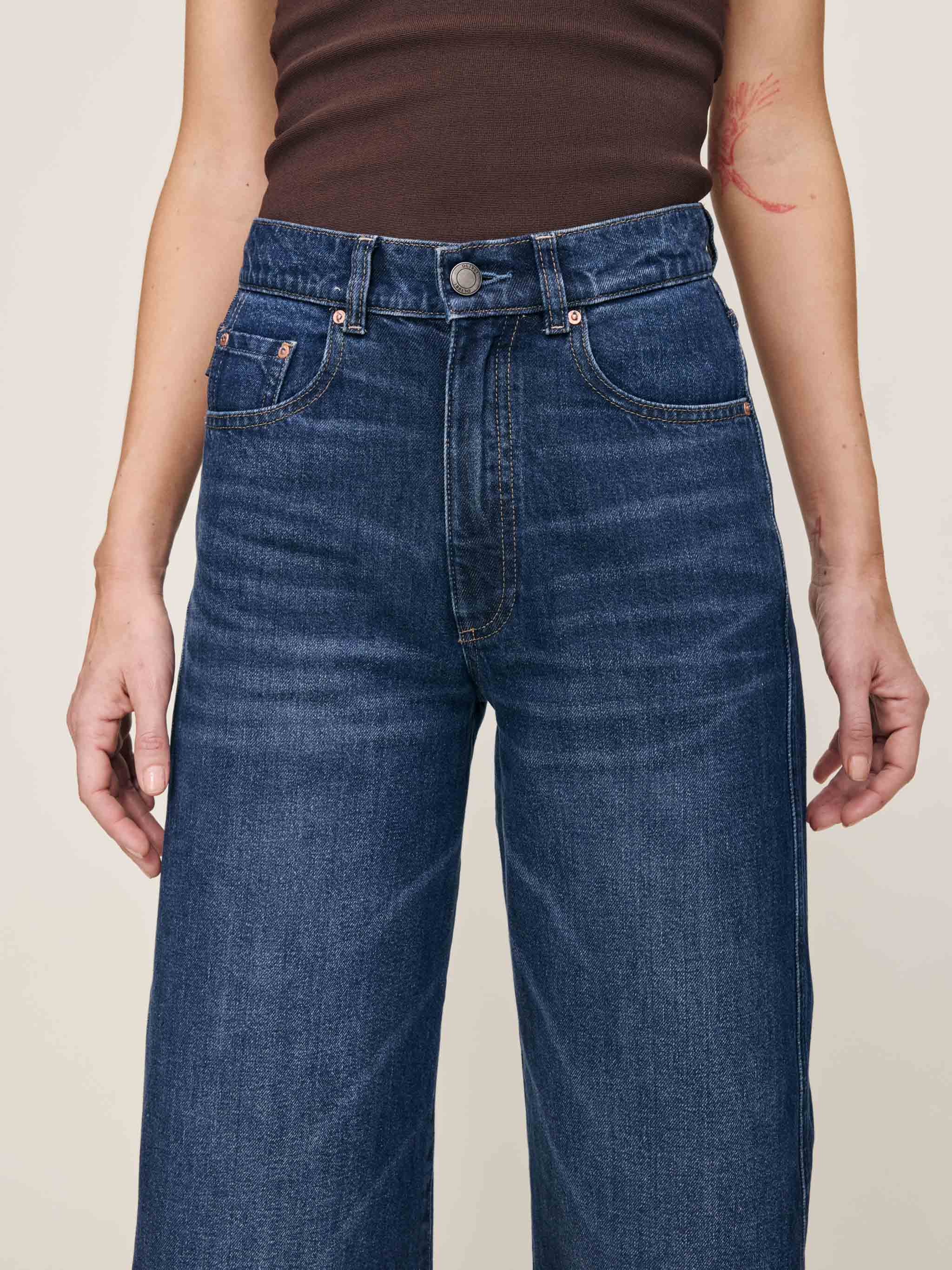 JEANS HALLE