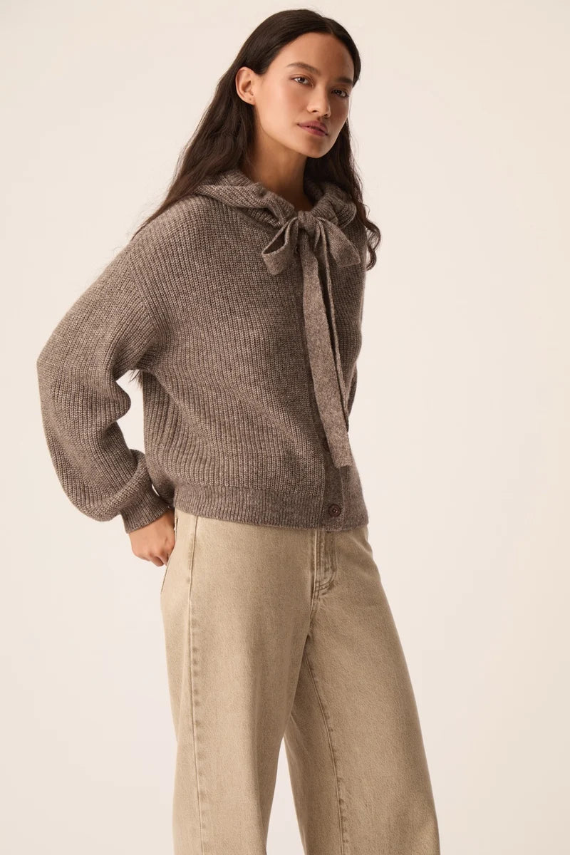 ANNIE KNITS