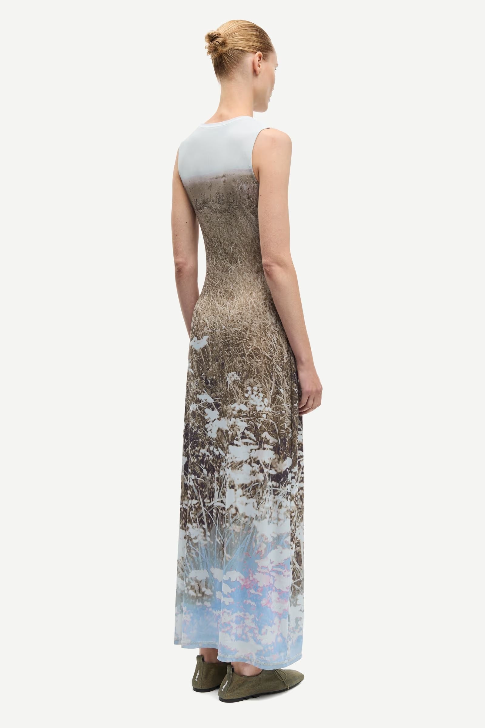 ROBE SAANGEL