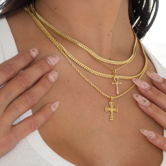 AMIRA NECKLACE