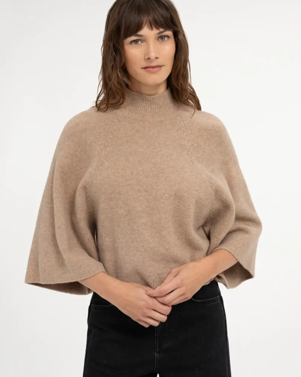 FLOW SWEATER