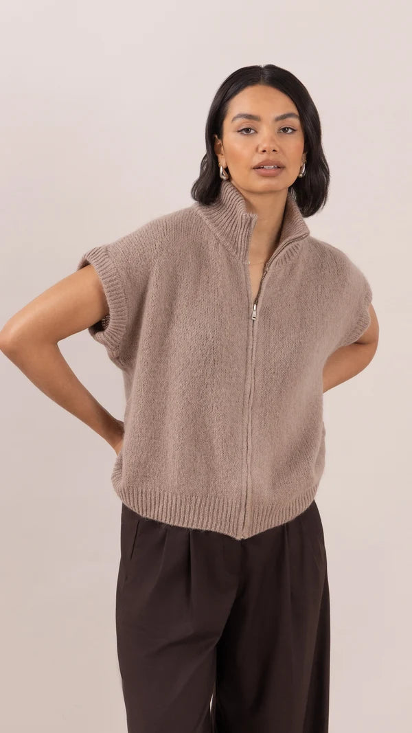CARDIGAN LEIGH