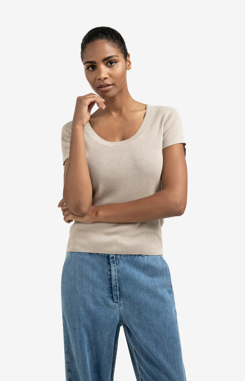 DETAILED SHIRT