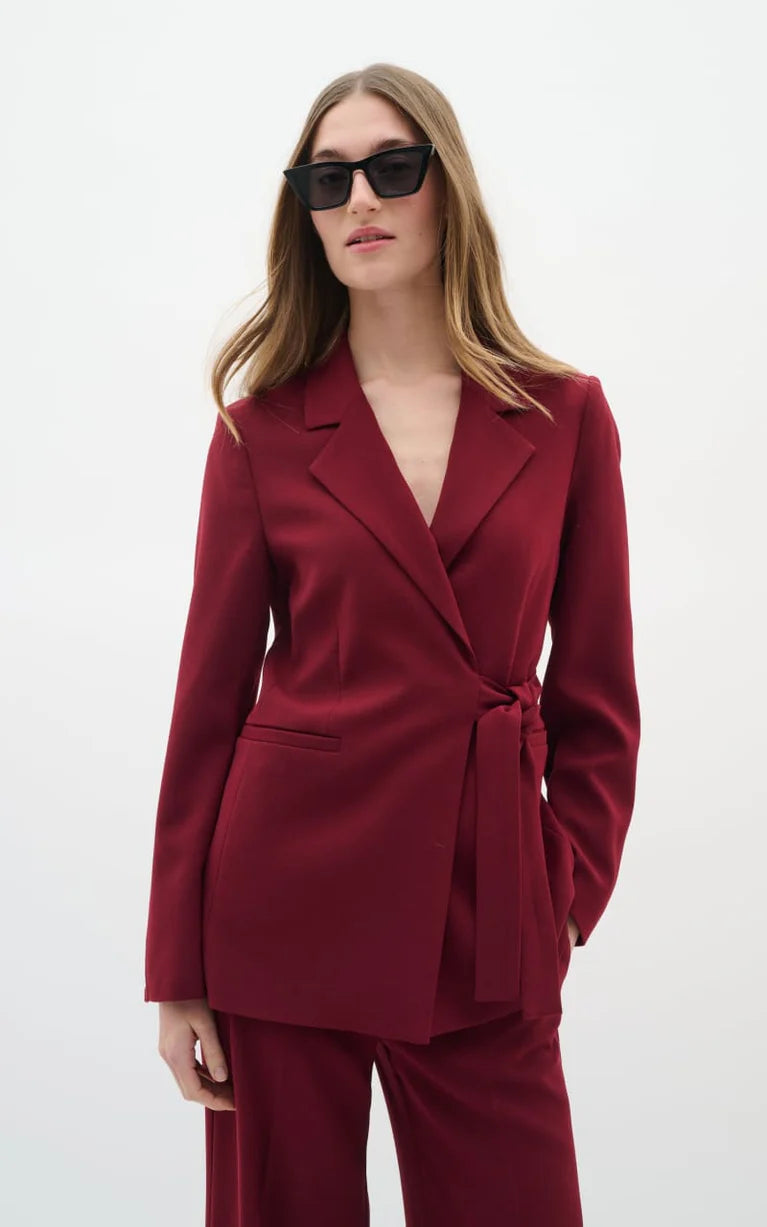 BRIEZ BLAZER