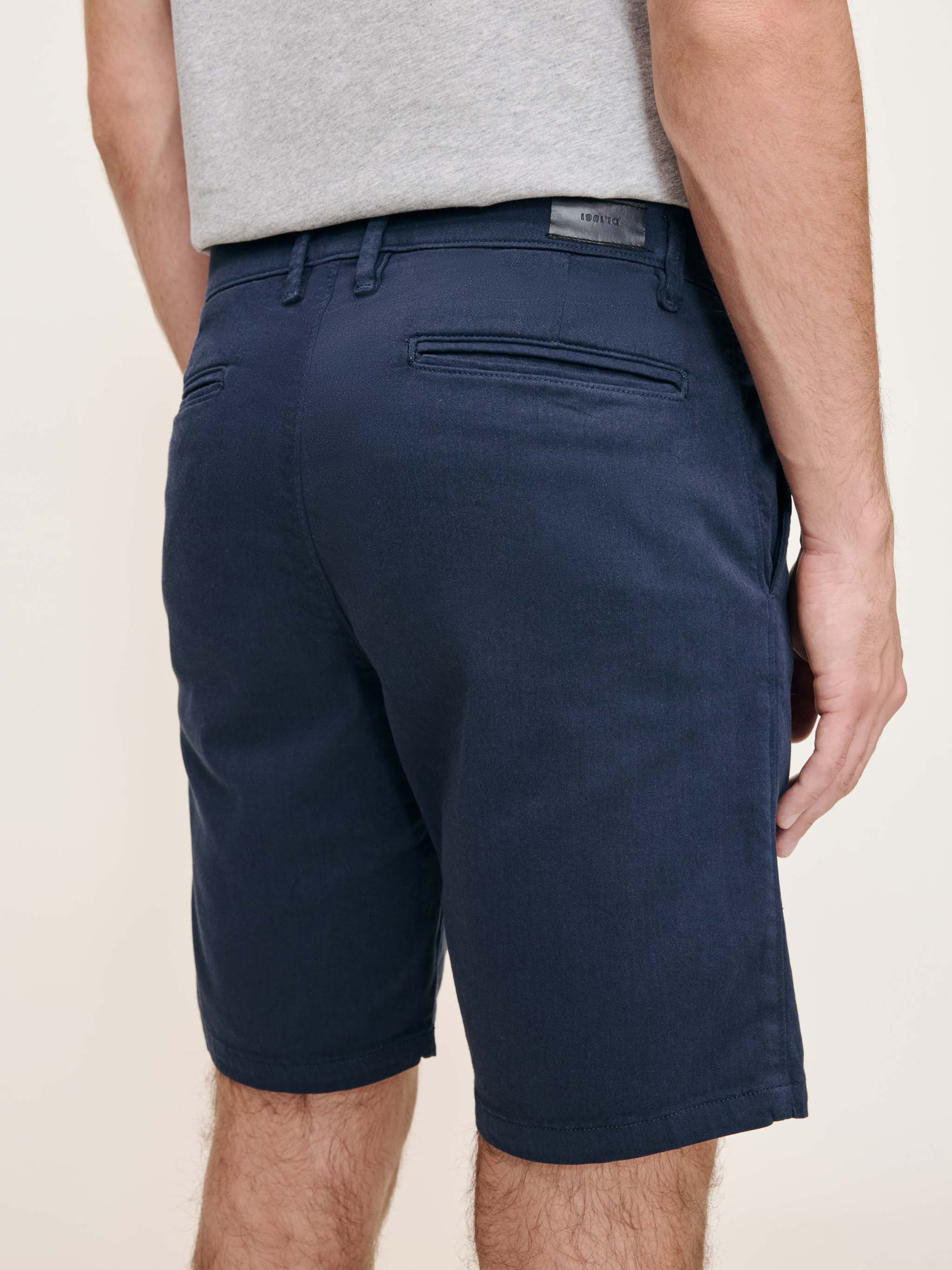 SHORT JAKE CHINO