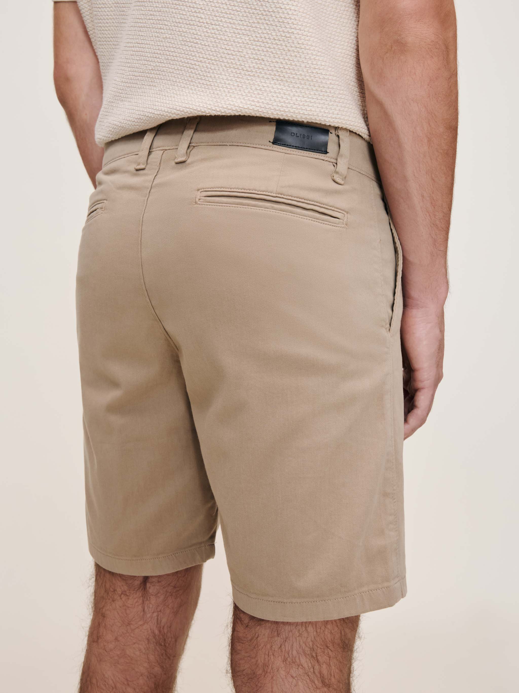 SHORT JAKE CHINO