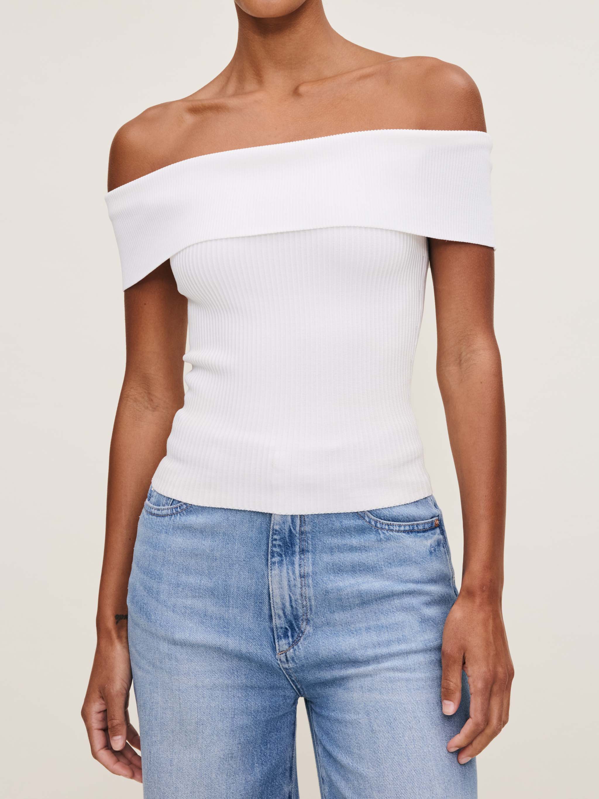 HAUT OFF SHOULDER