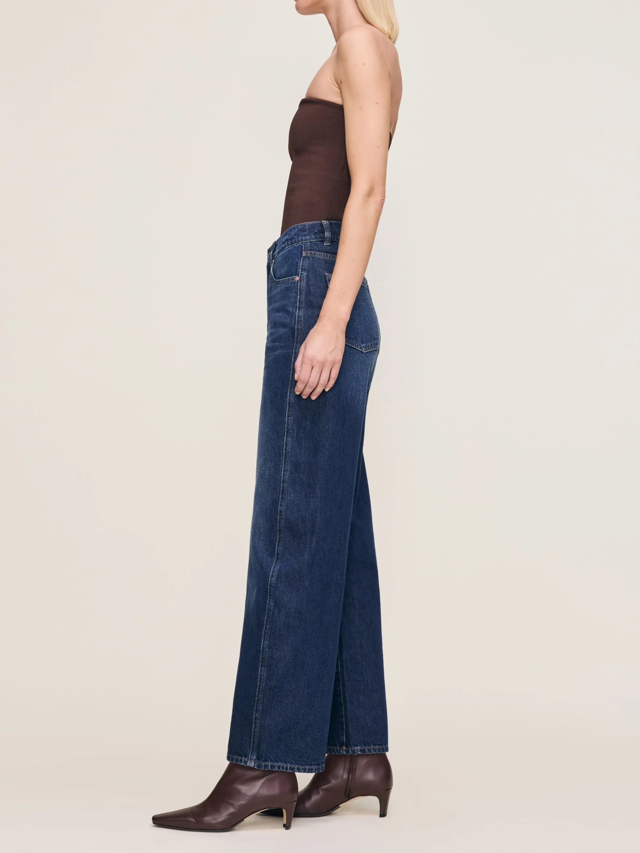 JEANS HALLE