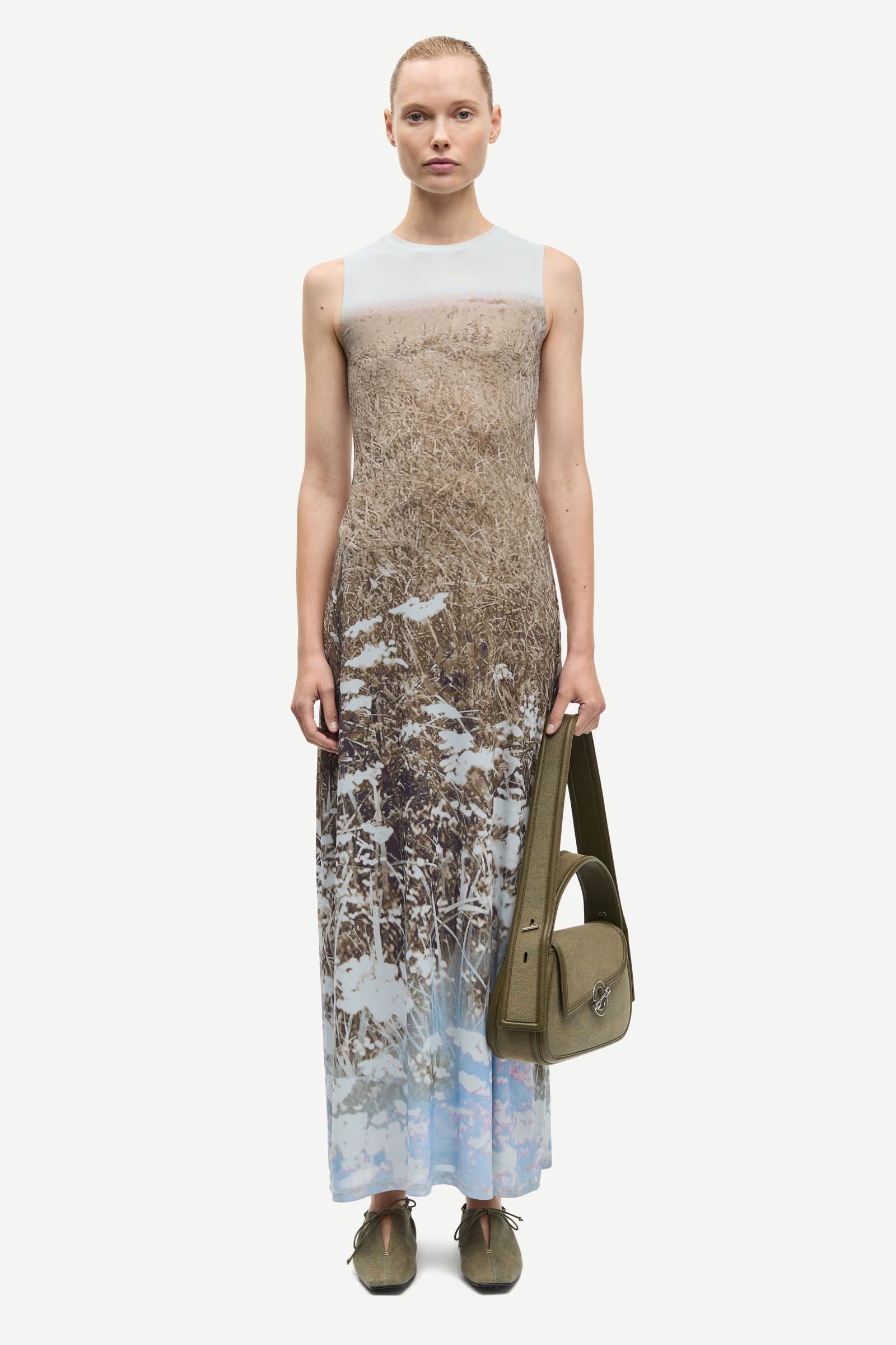 ROBE SAANGEL