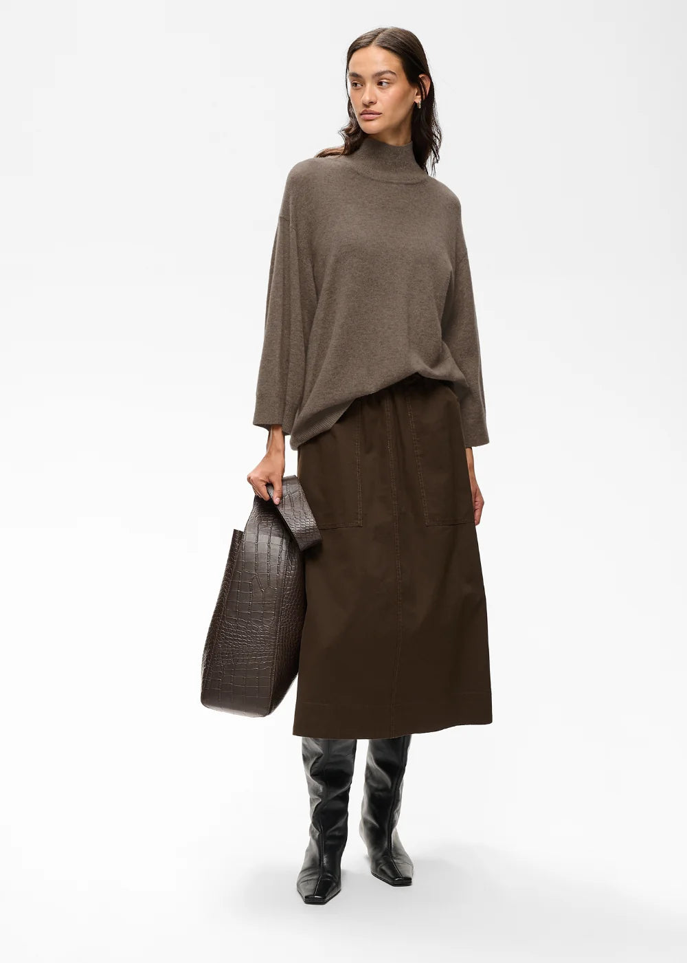 TALLY MONIKA HIGHNECK
