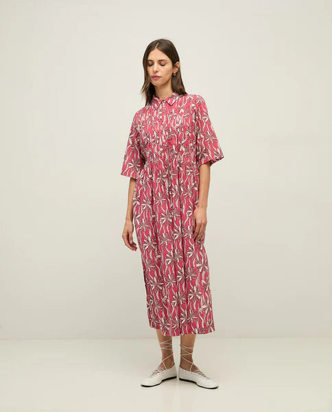 ROBE HALLY