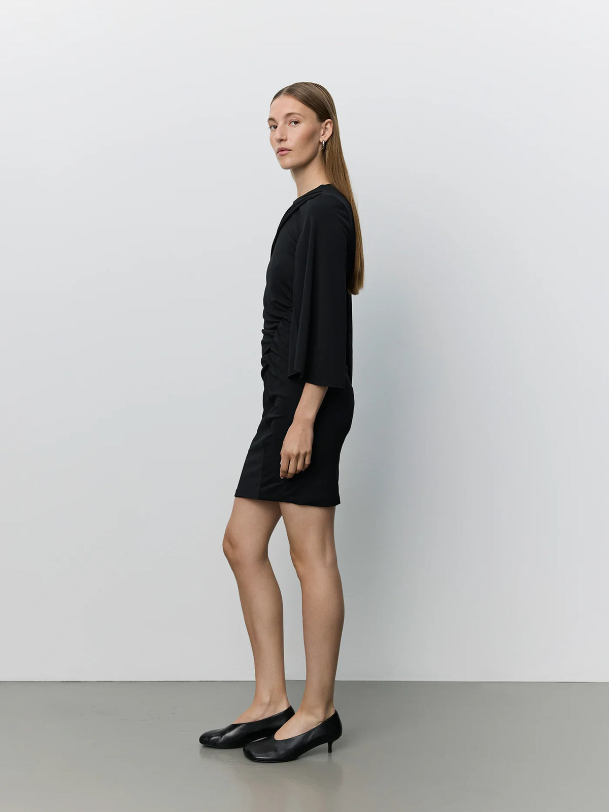 ROBE CARLIA