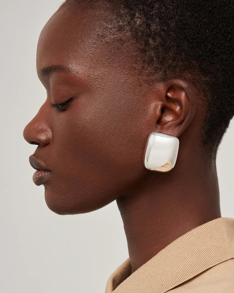 TATE WIDE HOOPS