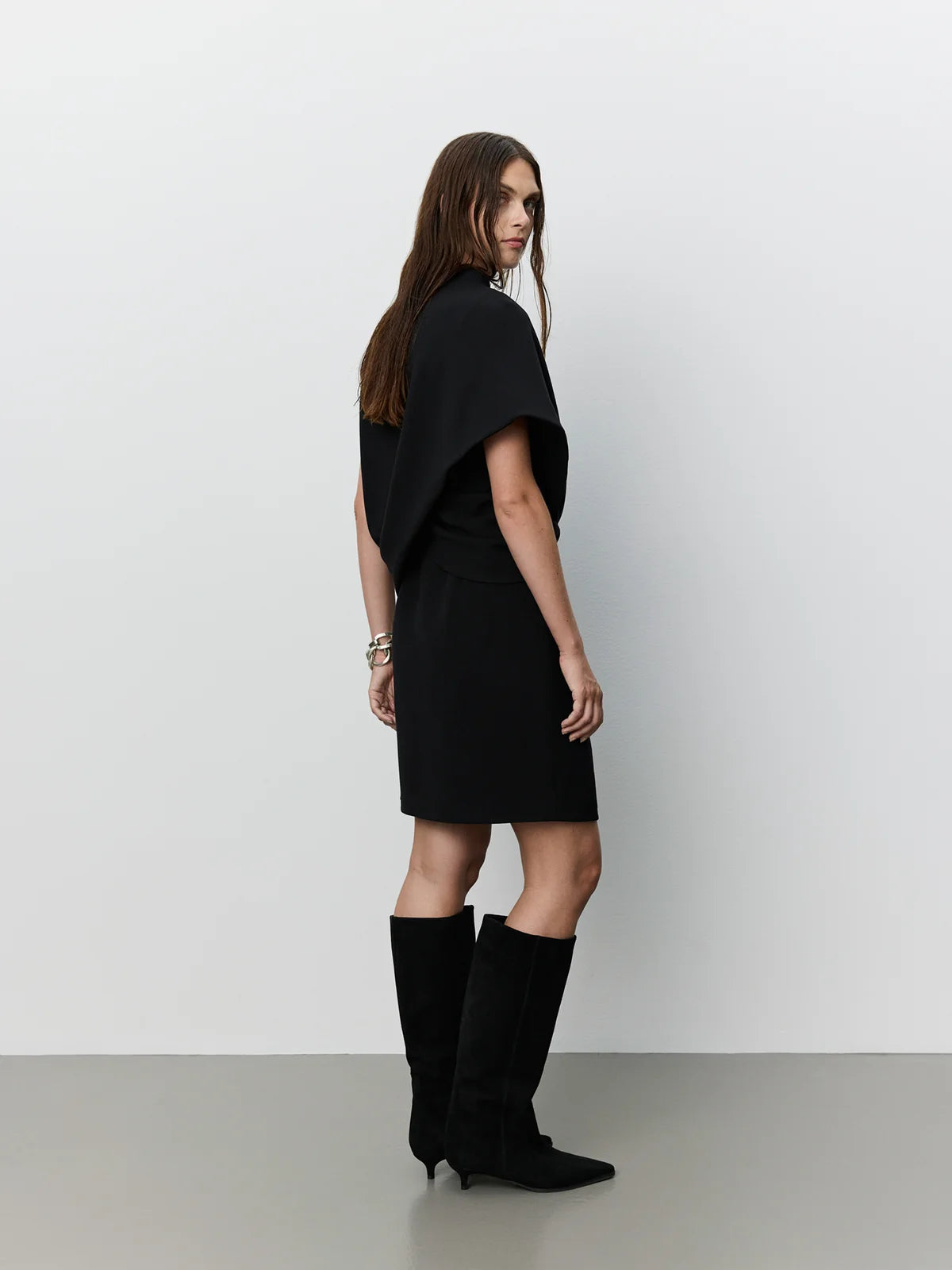 ROBE CARLIA