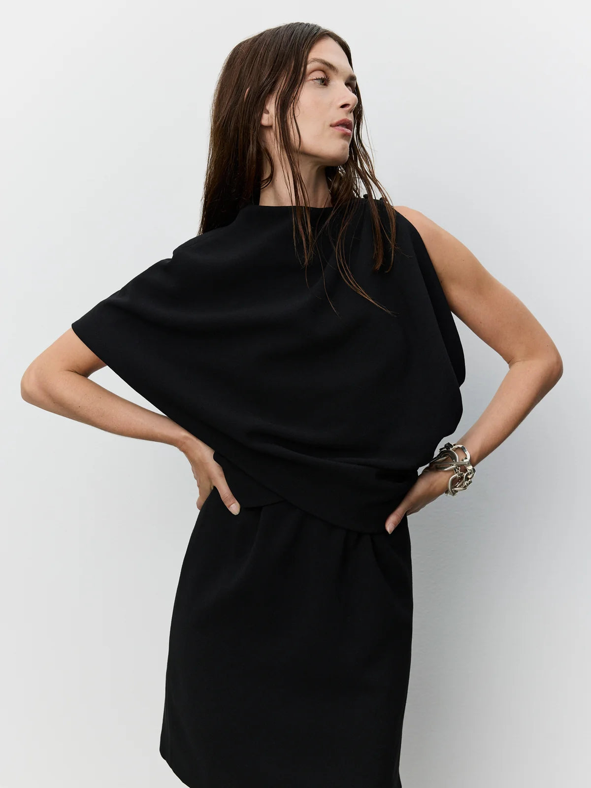 ROBE CARLIA