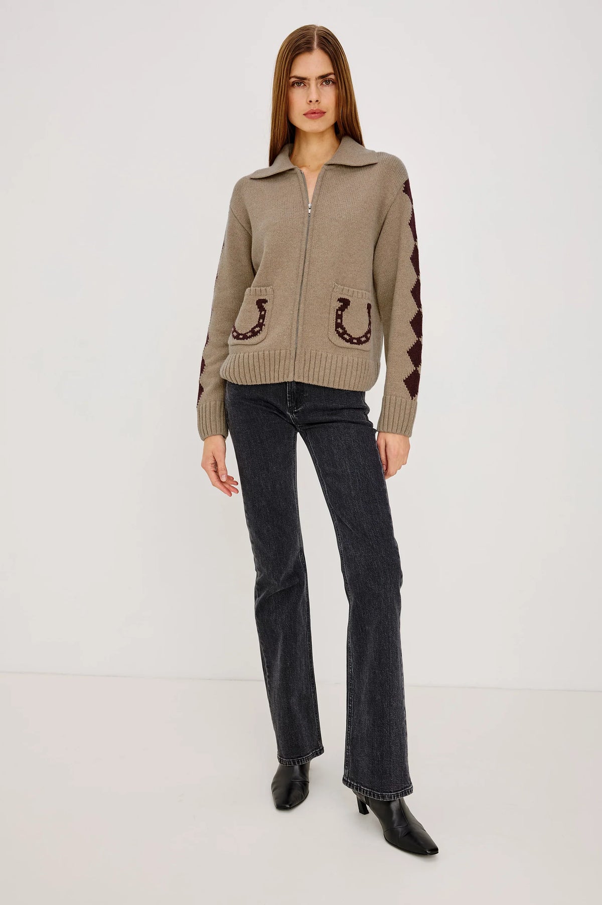 RHEA KNITWEAR