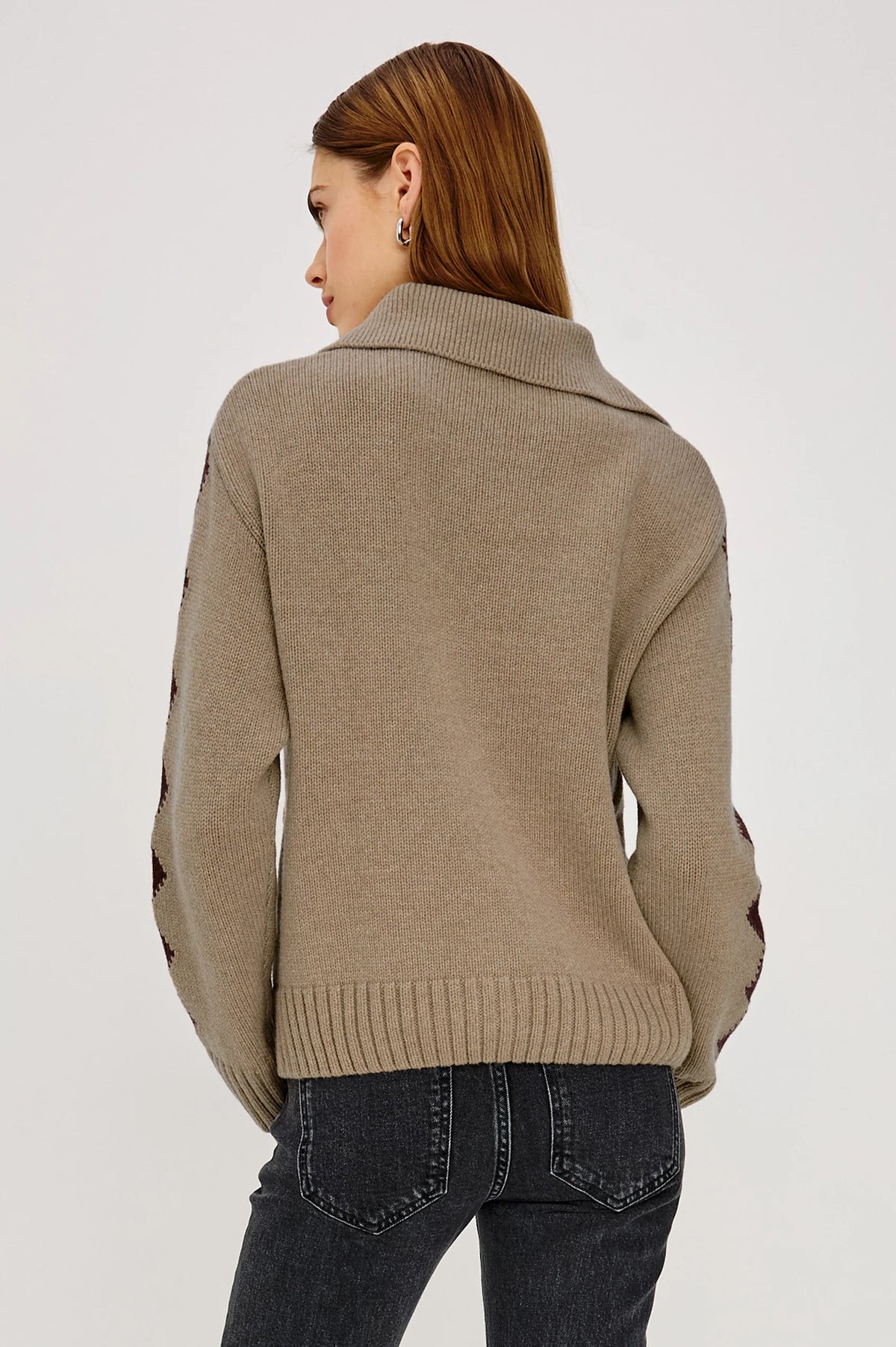 RHEA KNITWEAR