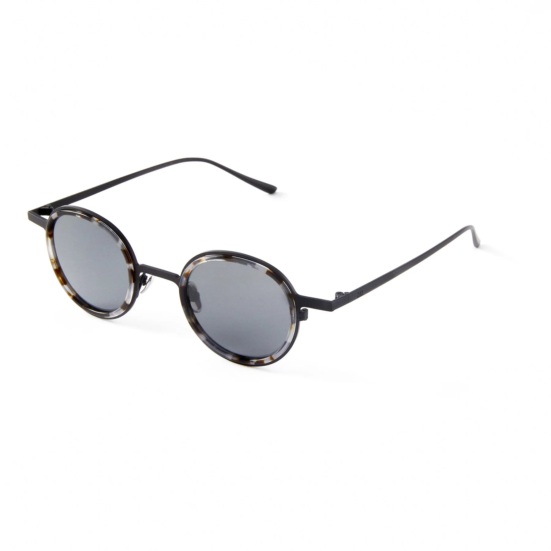 ARTHUR EYEWEAR