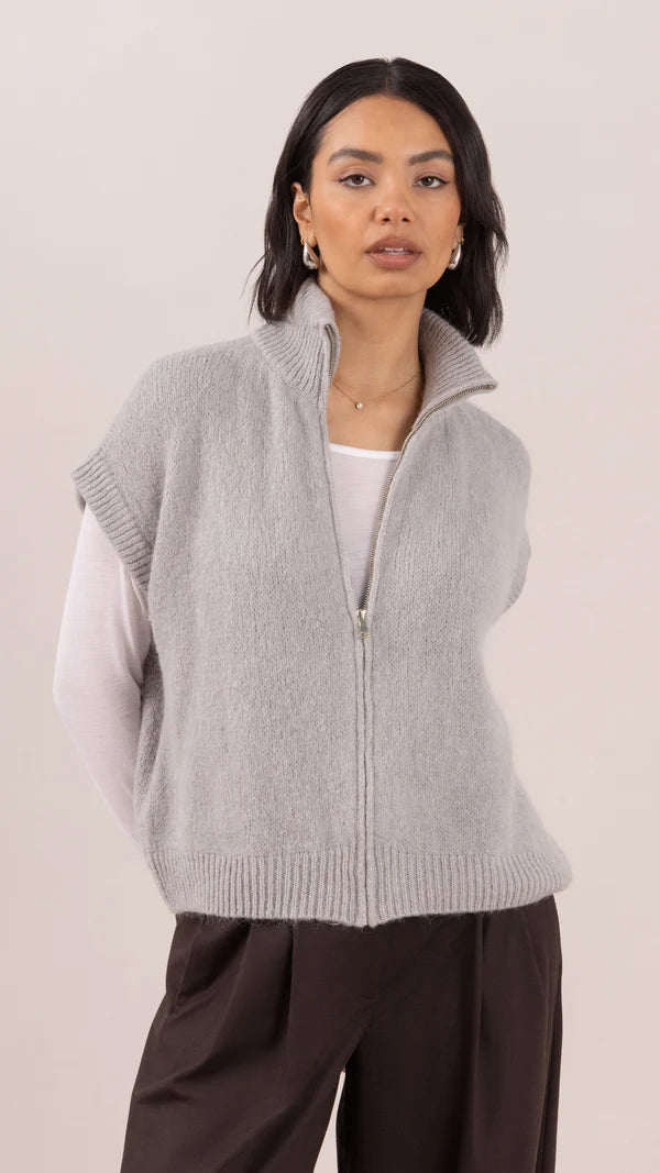 CARDIGAN LEIGH